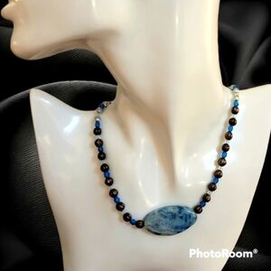𝅺HANDMADE Czech Glass Agate Focal Beaded Collar Necklace